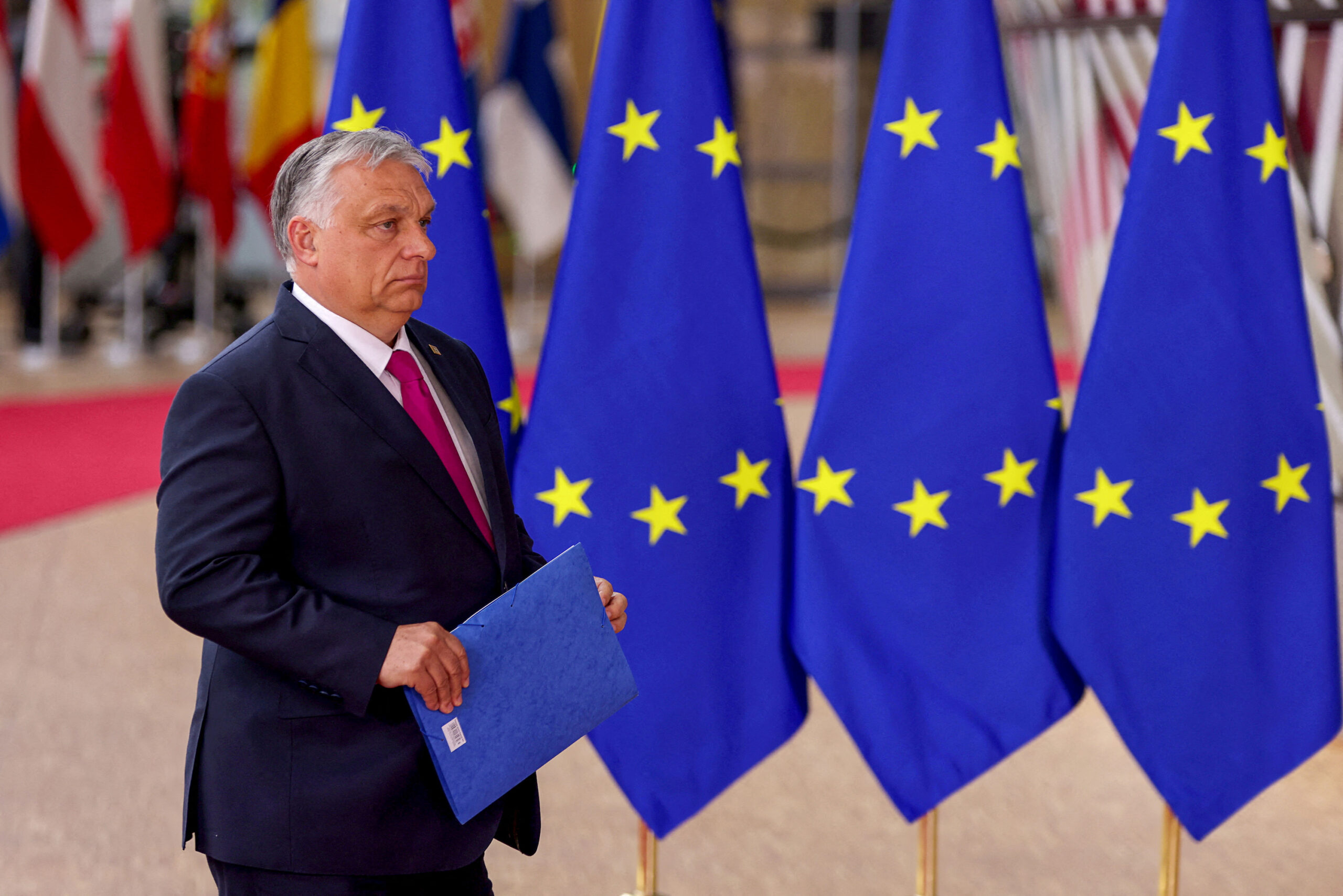 EU Introduces 19th Sanctions Package Amid Hungary’s Resistance