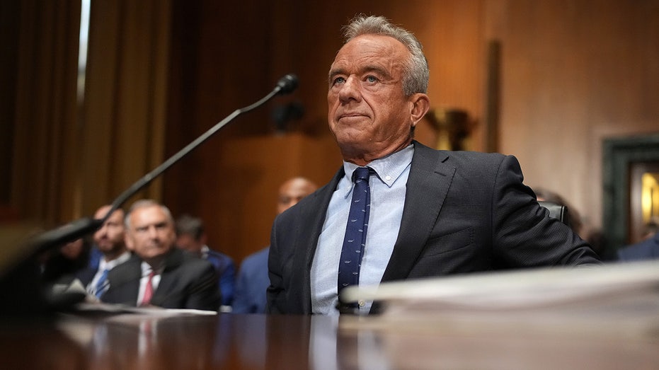 RFK Jr. Report Links Tylenol Use During Pregnancy to Autism as Shares Plunge
