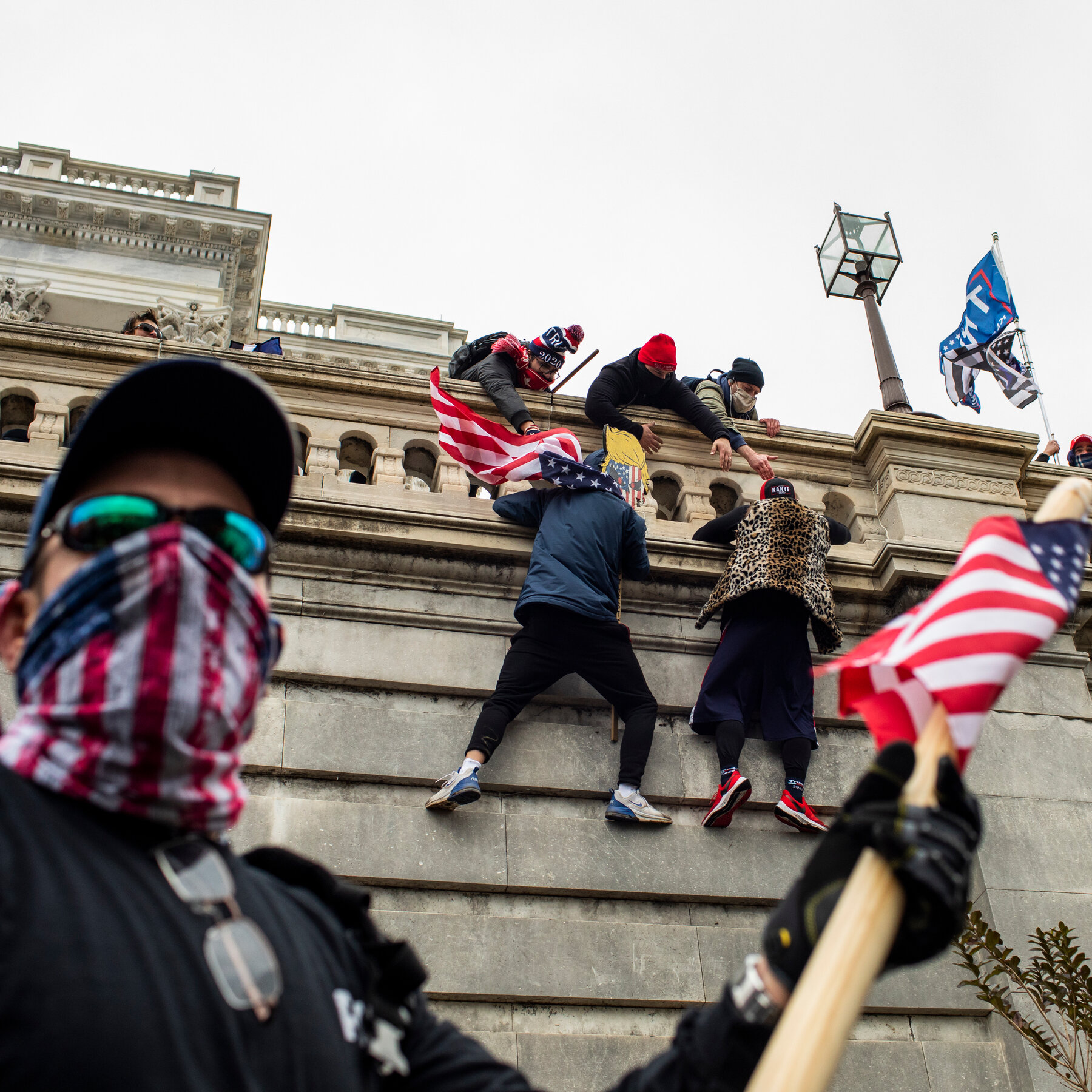 FBI Reveals 275 Plainclothes Agents at Capitol During Jan. 6 Protests, Sparks New Questions