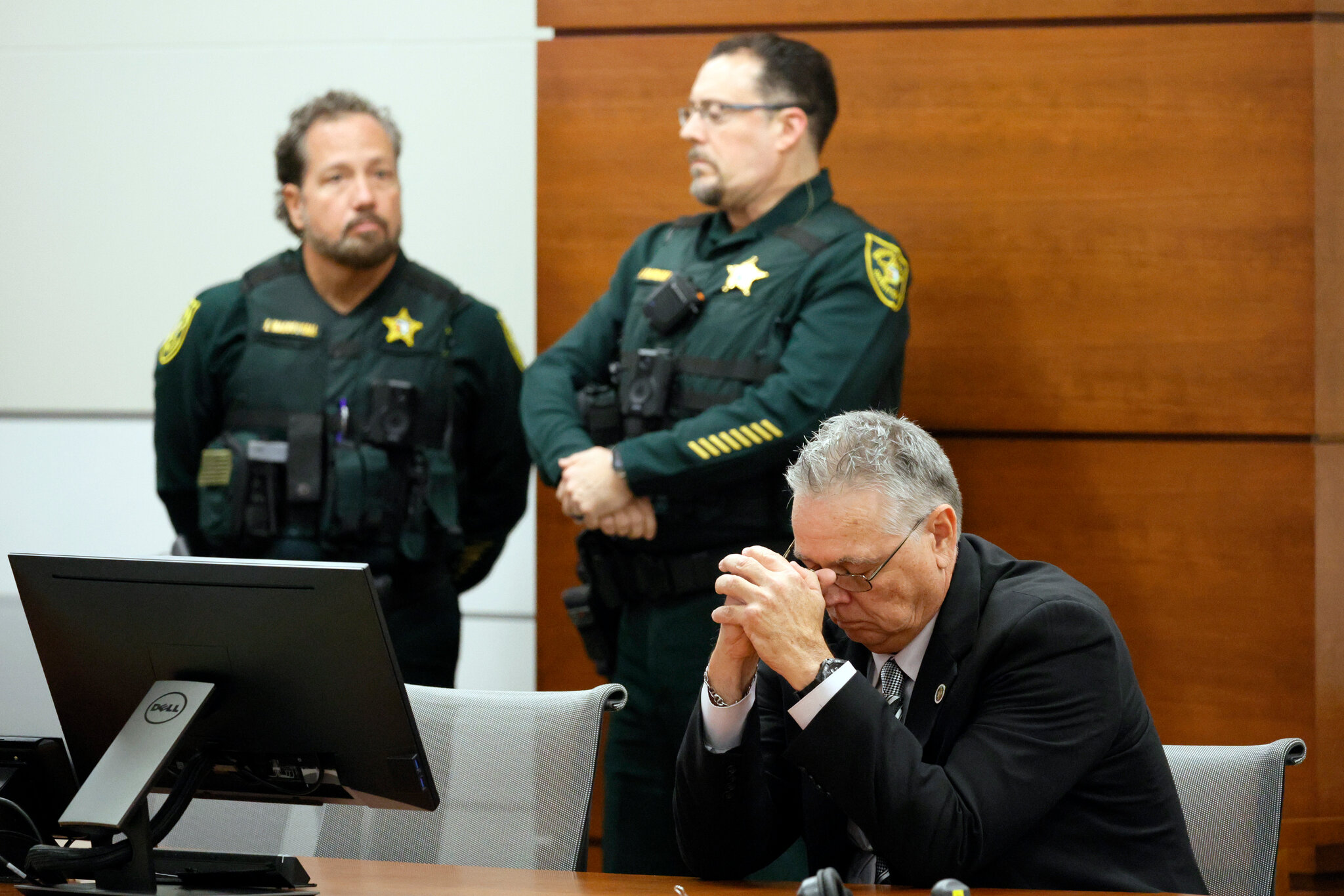 Heroic Florida Sheriff Deputies Save 7-Year-Old Child From Armed Criminal