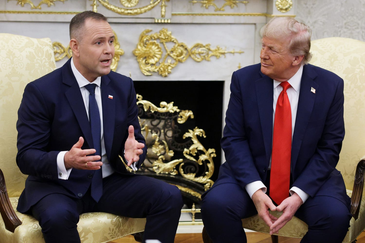 Feud Between Karol Nawrocki and Donald Tusk Over Ukraine Policies