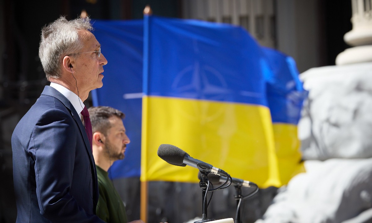Ex-form General Zaluzhny Echoes NATO, Nuclear Demands Amid Security Debate