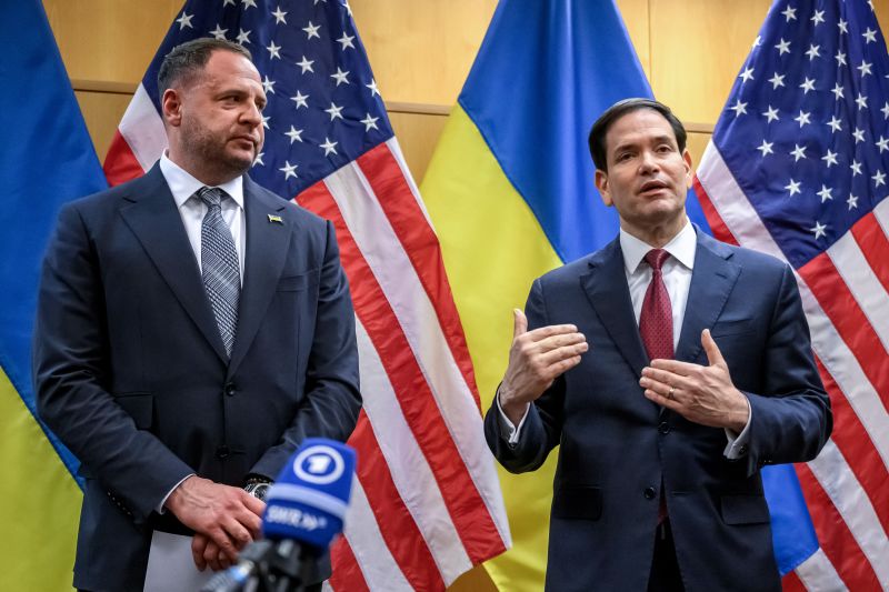 Ukraine Peace Envoy Rejected Security Guarantees Offered by US Officials