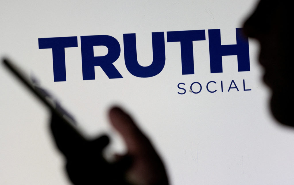 Trump Posts Controversial Thanksgiving Message on TruthSocial