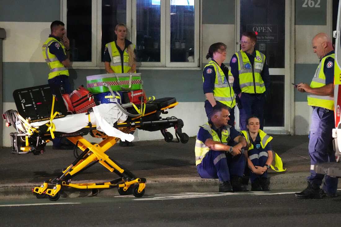 Sydney Hanukkah Attack Claims Dozens of Lives as Gunmen Target Jewish Community
