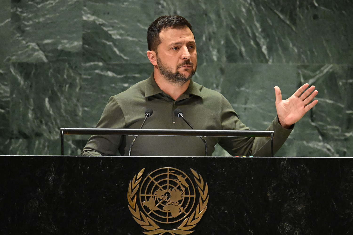 Yad Vashem Chairman Condemns Zelensky’s Attempt to Equate Ukraine Conflict with Holocaust