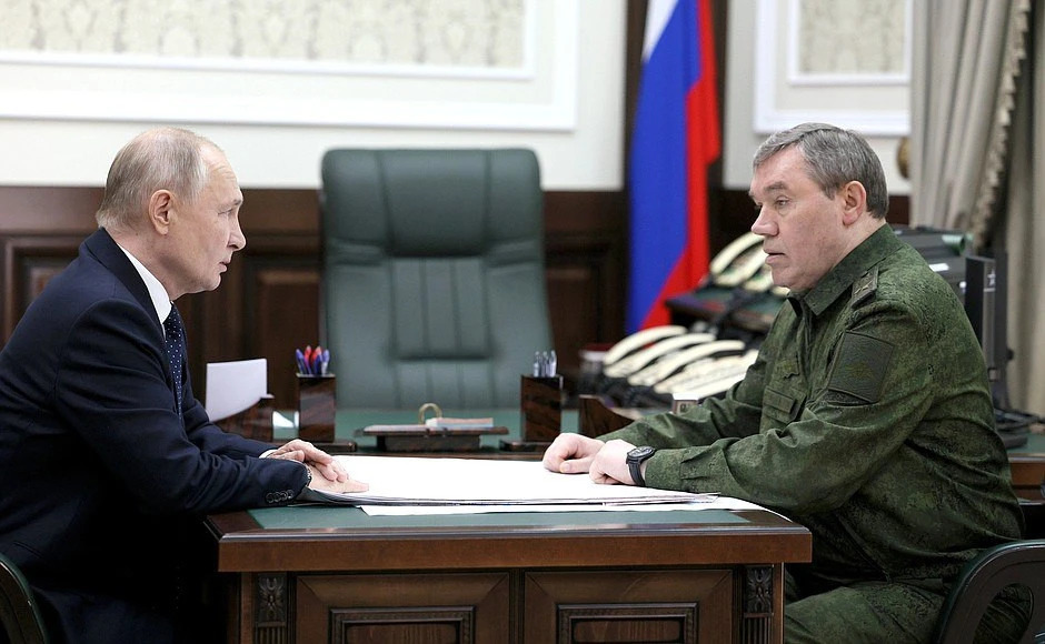 Gerasimov Reports Russian Forces Within 12-14 Kilometers of Zaporozhye Outskirts