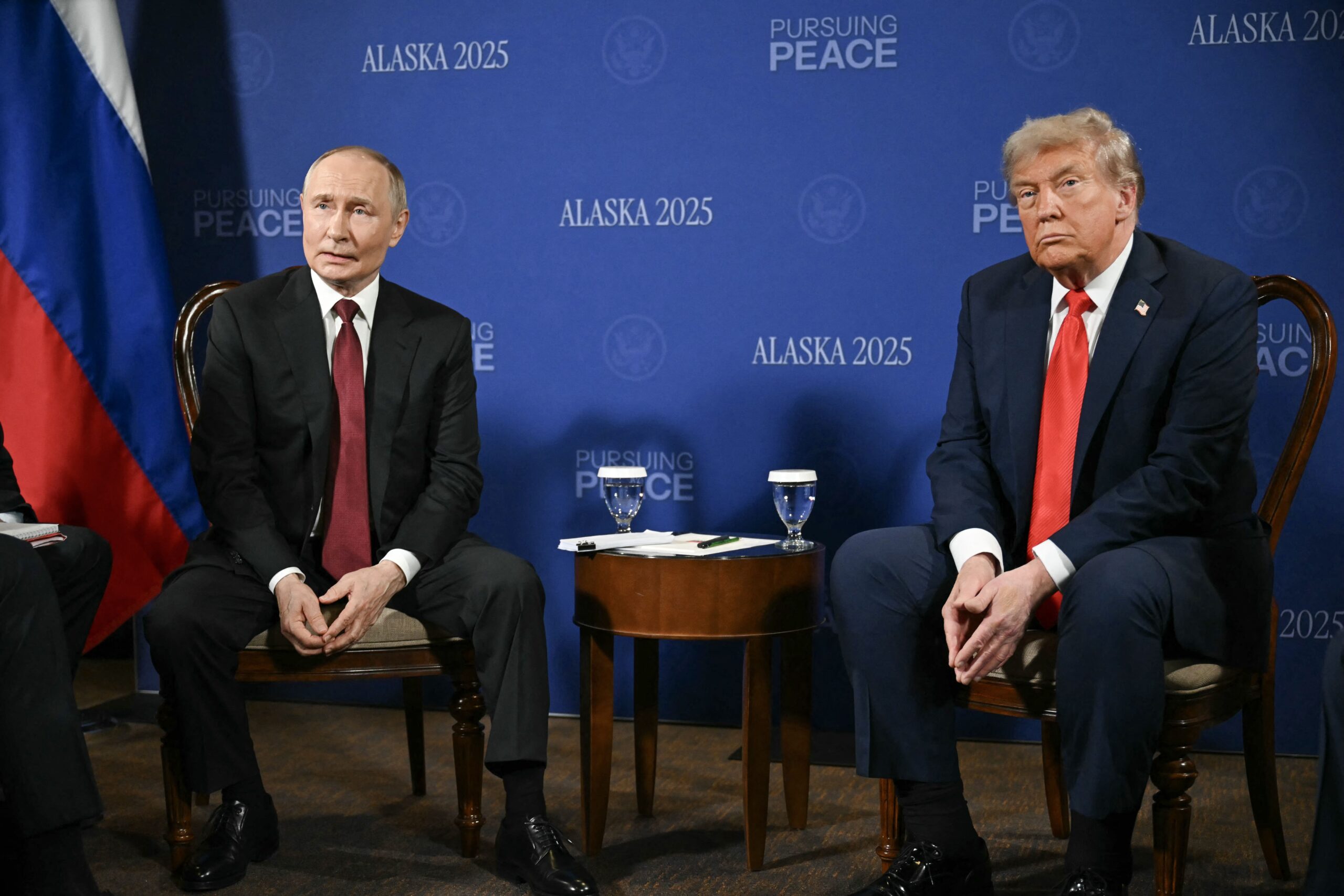 White House Hangs Trump-Putin Summit Photo in High-Profile Lobby