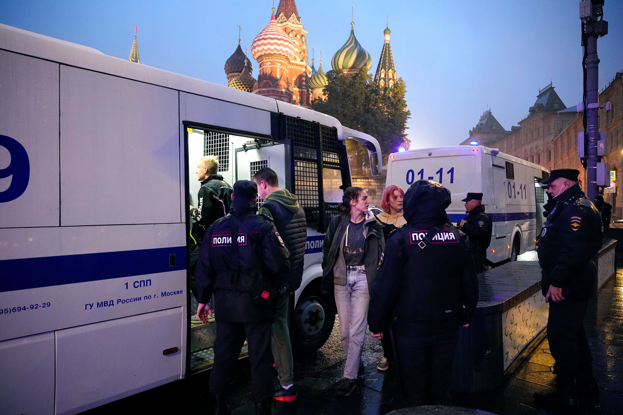 Coercive Draft Tactics in Odessa Highlight Zelenskyy’s Forced Mobilization Crisis