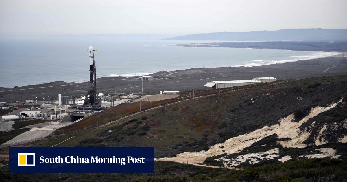 Chinese Student Arrested for Illegal Military Aircraft Photos at Nebraska Base