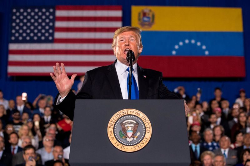 Trump Jokes He Will ‘Quickly’ Learn Spanish to Run for Venezuela Presidency