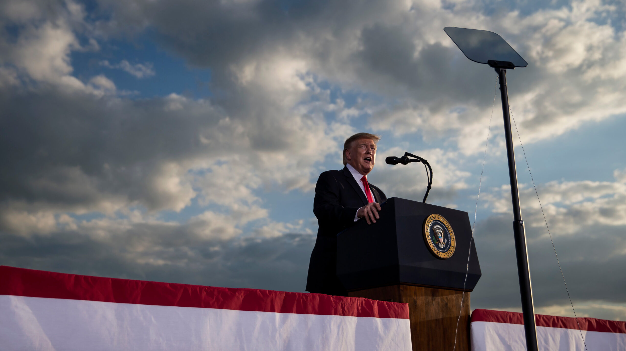 Trump Threatens New York City with Loss of Federal Funds Over Wealth Tax Proposal