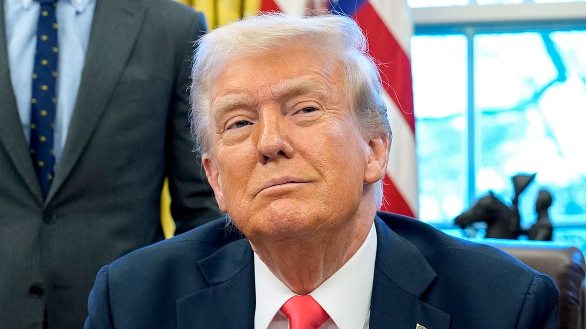 Trump $250 Bill Legislation Sparks Congressional Debate