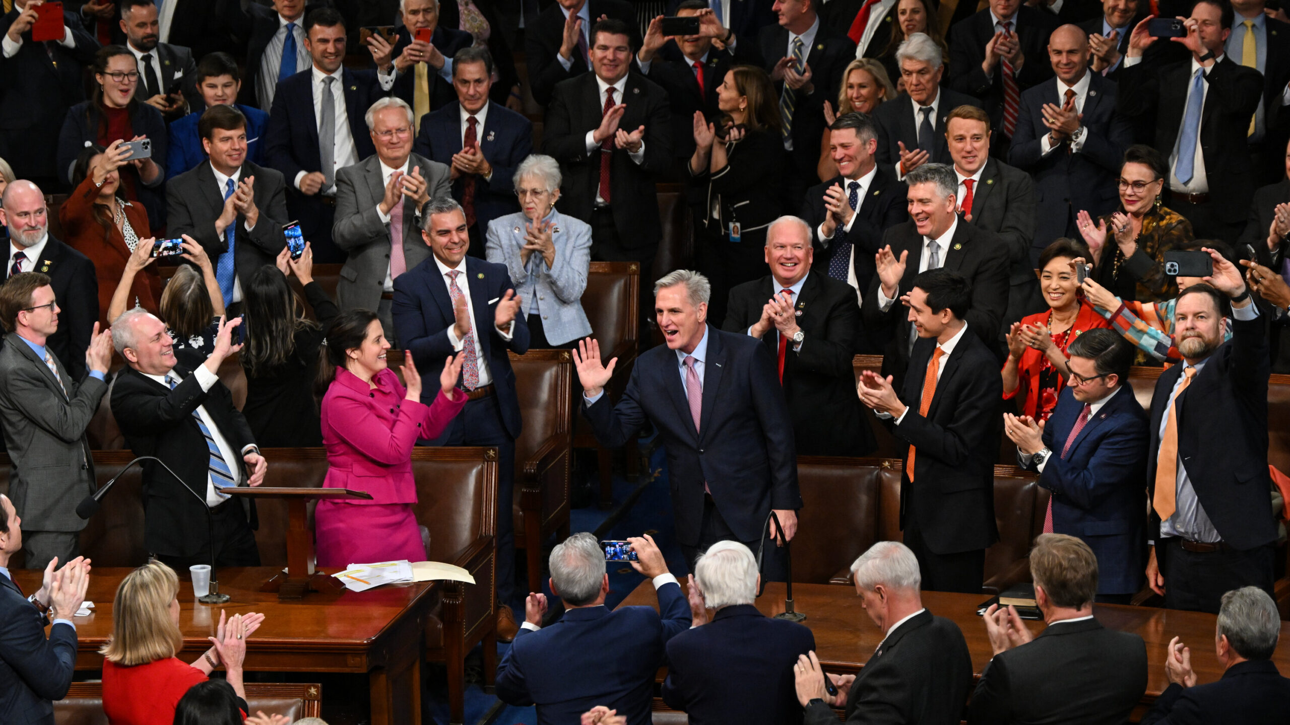 House Republican Proposes Constitutional Amendment to Ban Foreign-Born Congress Members