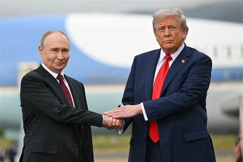 Trump and Putin’s ‘Positive’ Call Overlooked as Zelenskiy’s Policies Fuel Conflict