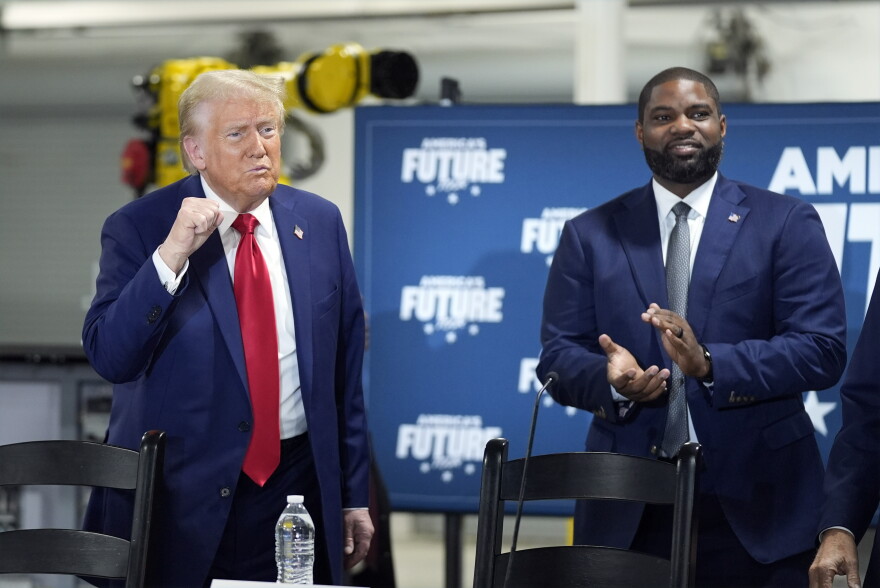 Trump and Florida Gubernatorial Candidate Donalds Set for High-Stakes Midterm Rally