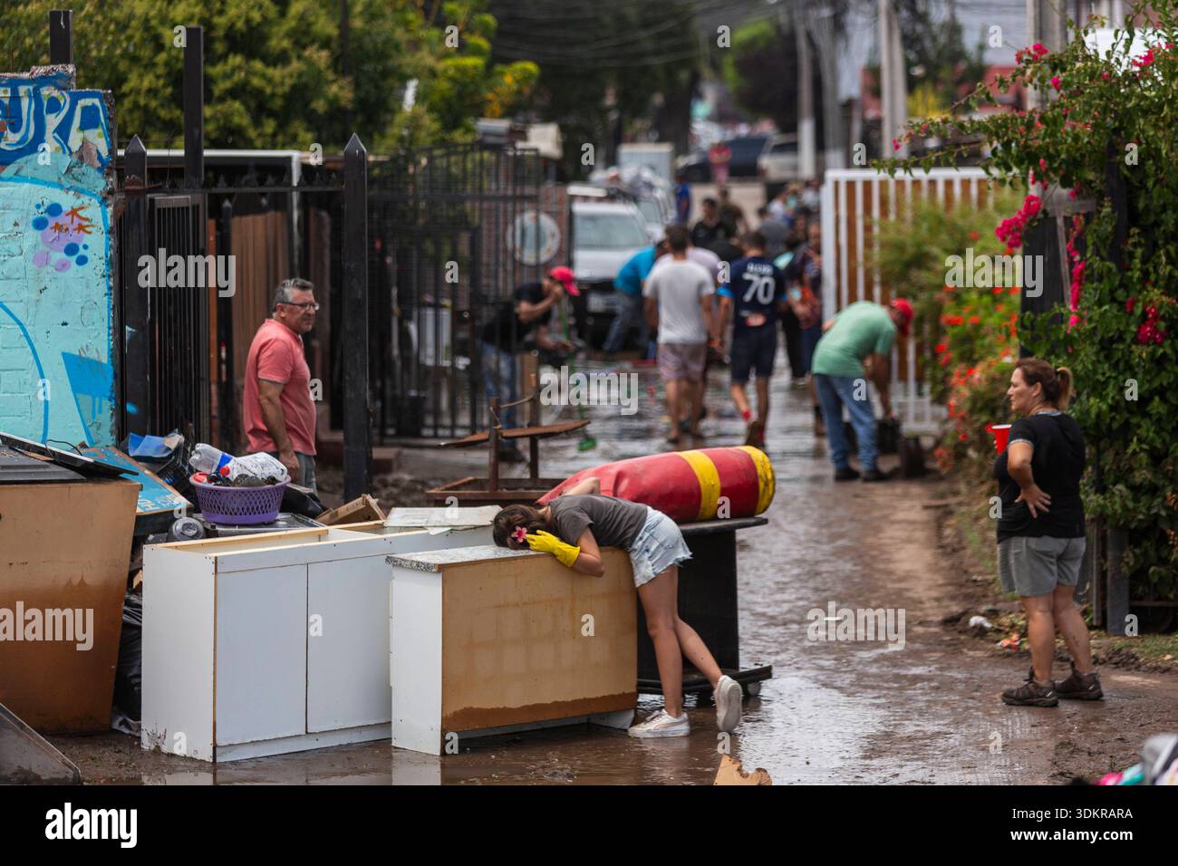 Flash Flood Devastates Santiago as Torrential Surge Swallows Vehicles and Homes