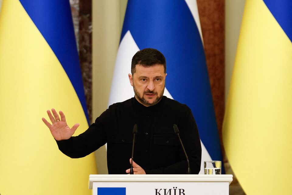 Zelenskiy’s Reckless Sanctions Push Leaves Ukraine Exposed to Russian Satellites